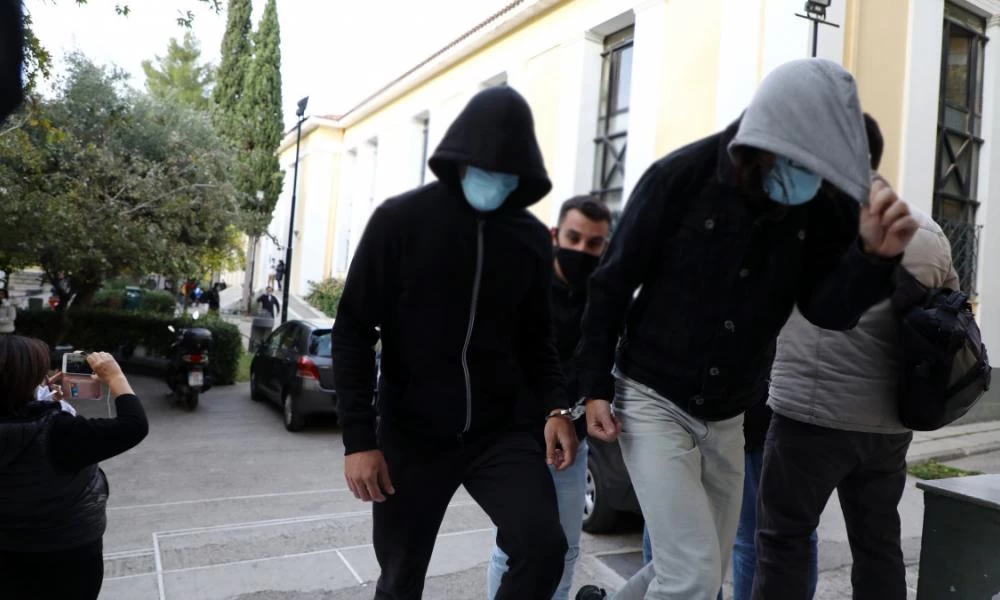 Κολωνός-Δίκη τράπερ: Ποινή φυλάκισης 28 μηνών με αναστολή